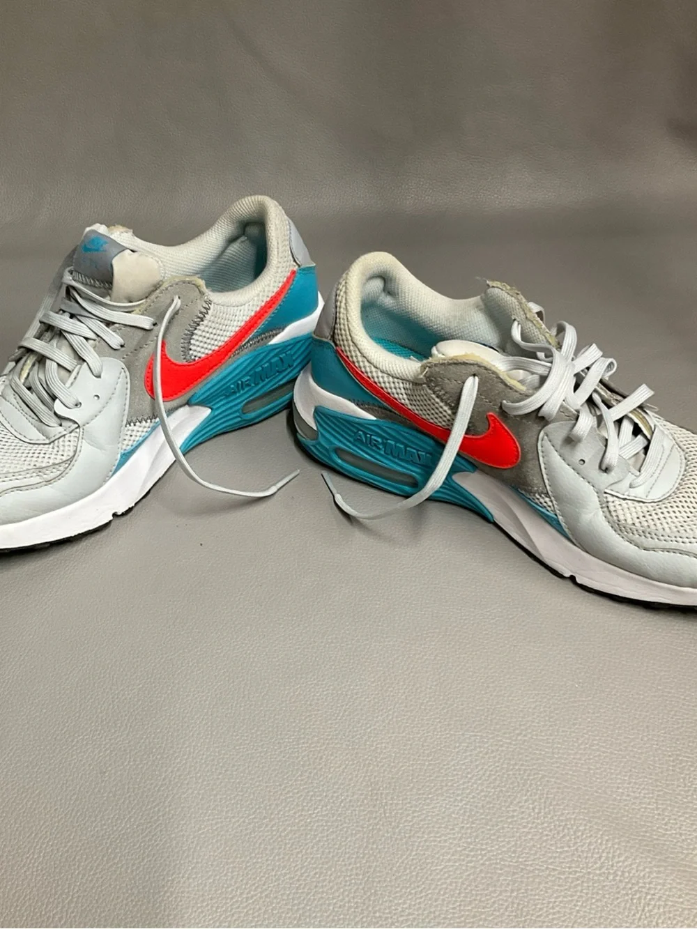 Nike Kids Air Max Sneakers in Light Gray, Teal & Red